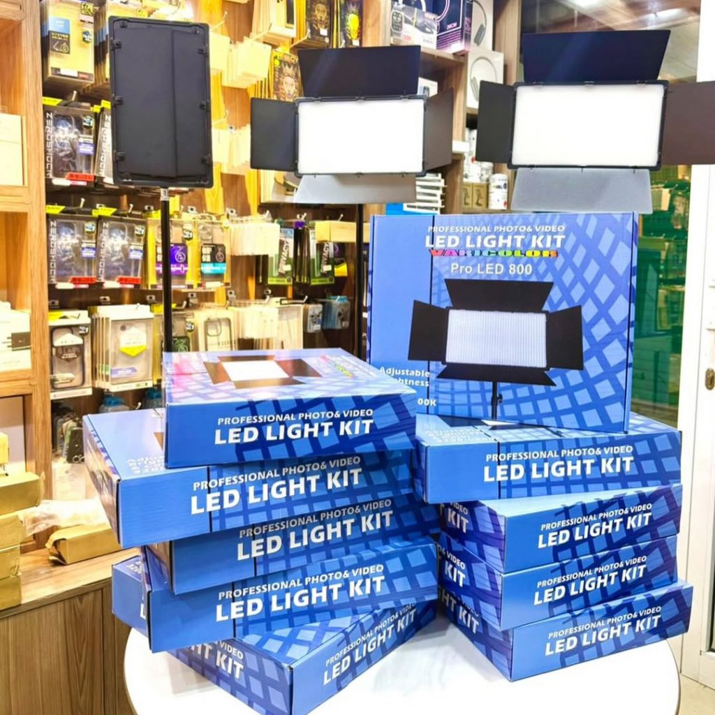 Fotostudiya İşığı Pro LED 800 Peşəkar Foto Video