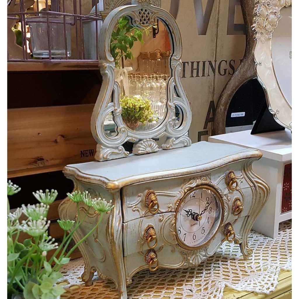 Qızıl Qabı Saatlı Orqanayzer