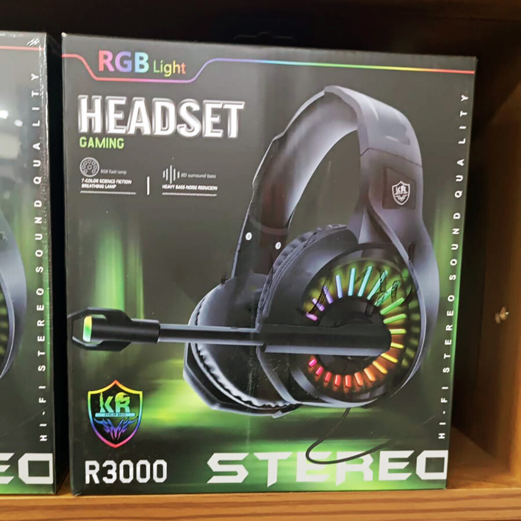 Qulaqlıqlar Oyun Qulaqlığı RGB İşıqlı Mikrofonlu Karler Bass R3000
